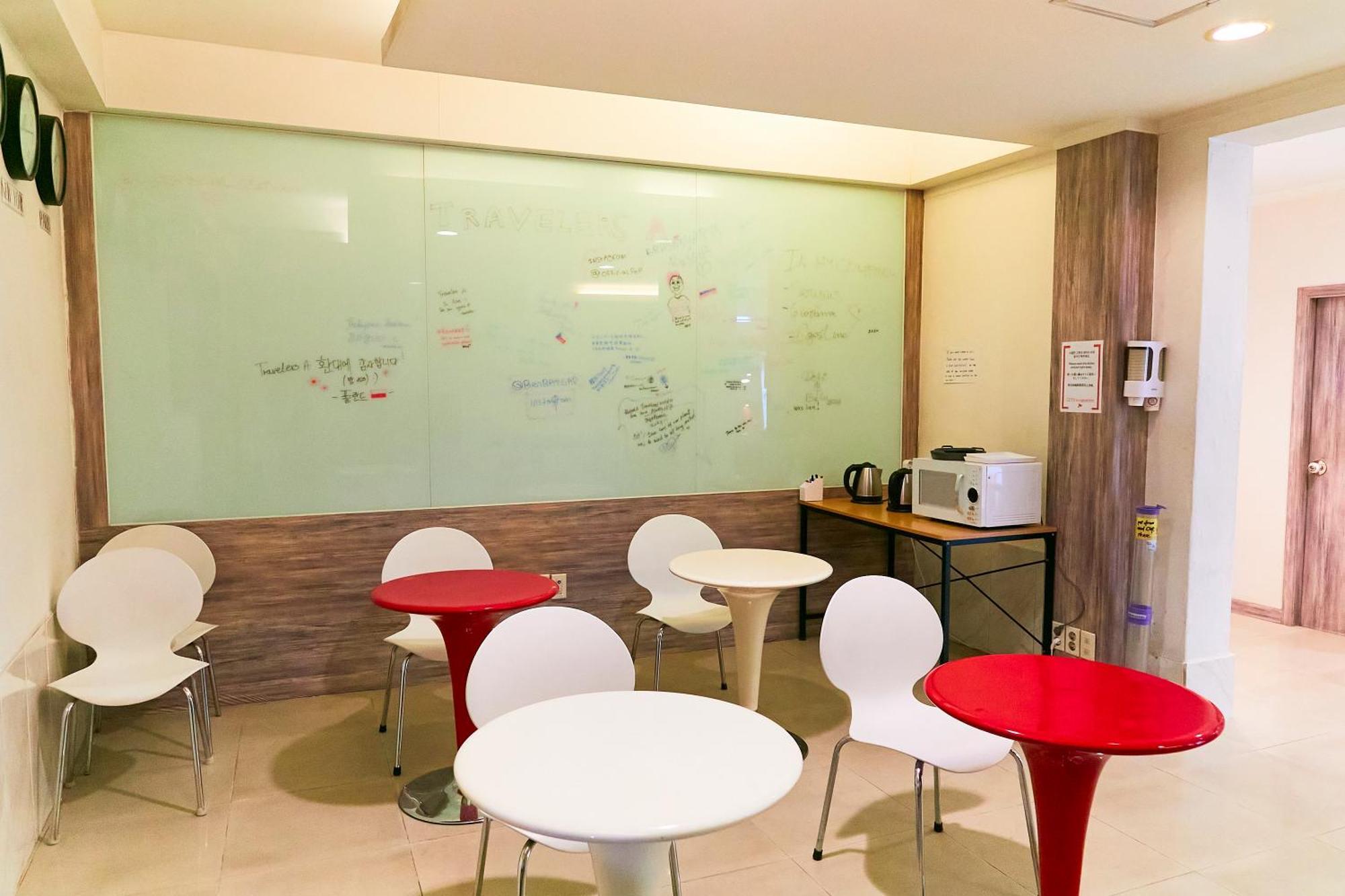 Travelers A Korea Hostel 서울특별시 외부 사진